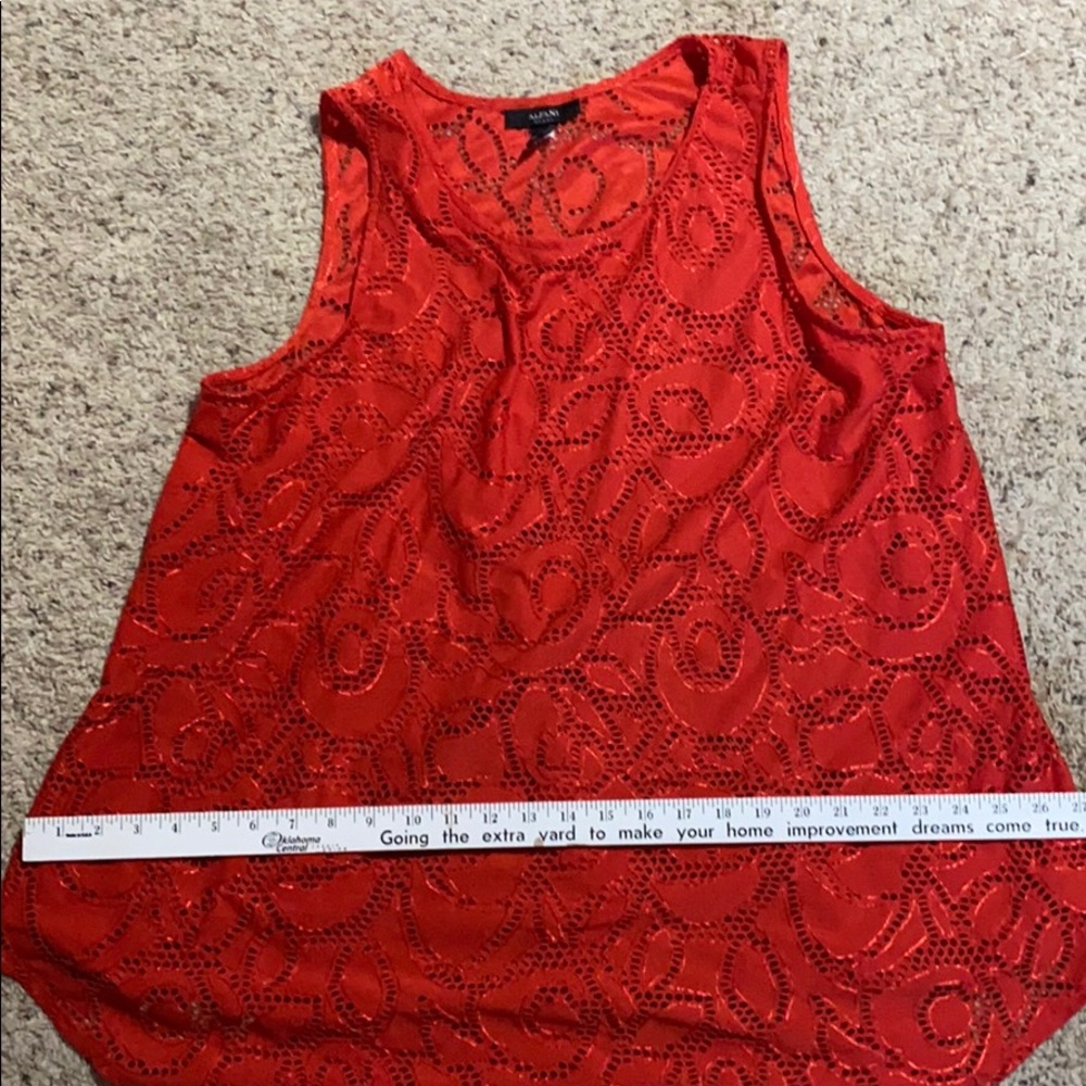 Alfani Women’s Swimsuit cover-up. Size 2X.